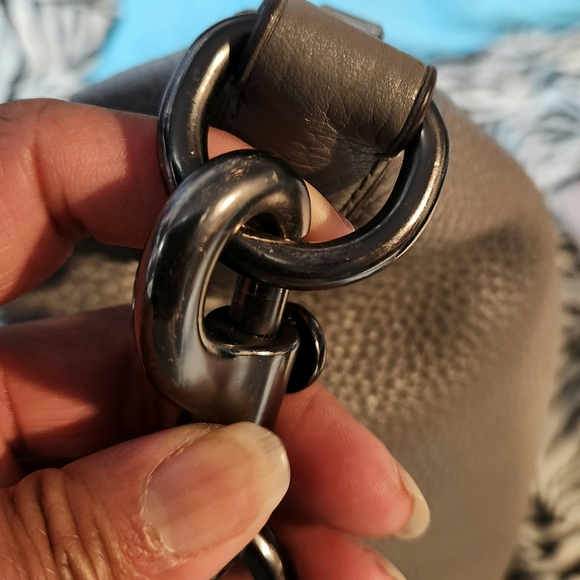 Coach Duffle Bag With Rivets - Picture 7 of 11